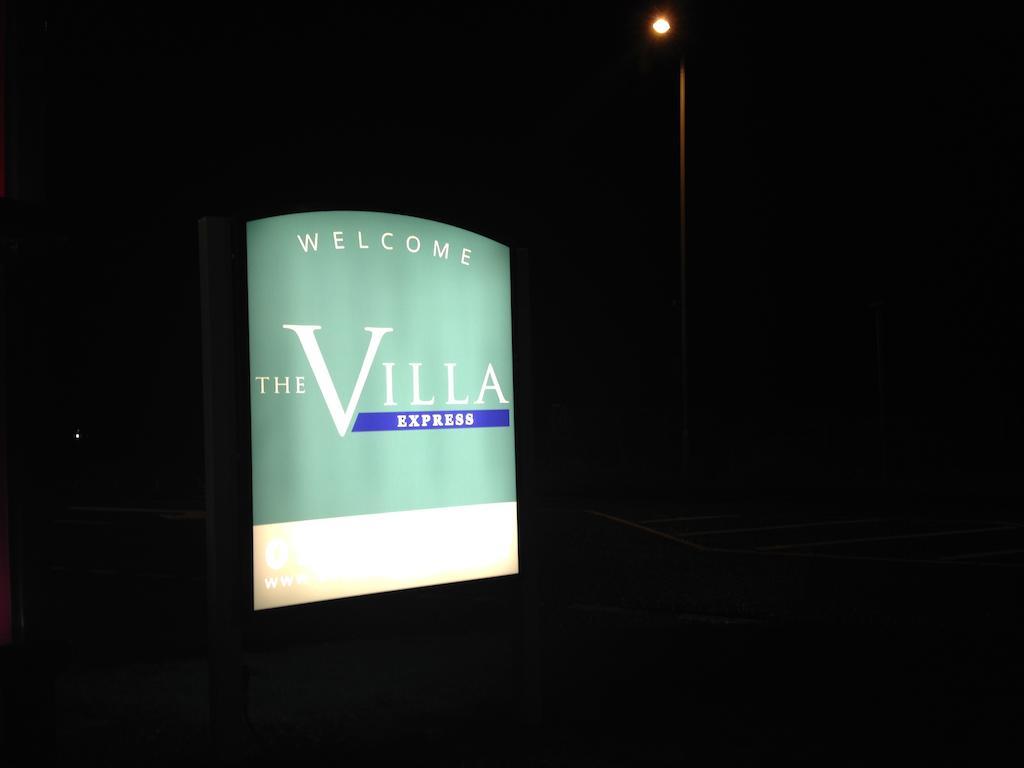 The Villa Express Kirkham  Buitenkant foto